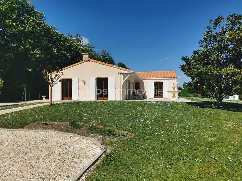 Maison, 181 m²