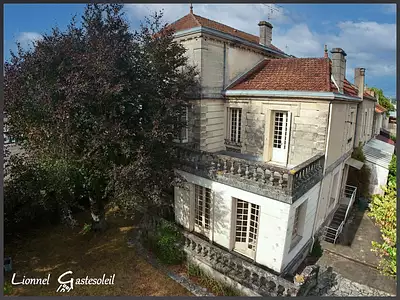 Maison, 345 m²