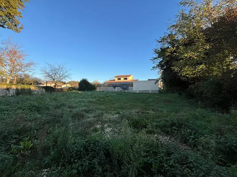 Terrain, 921 m²