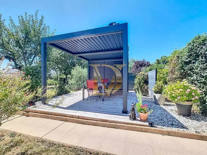 Maison, 227 m²
