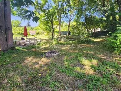Terrain, 562 m²