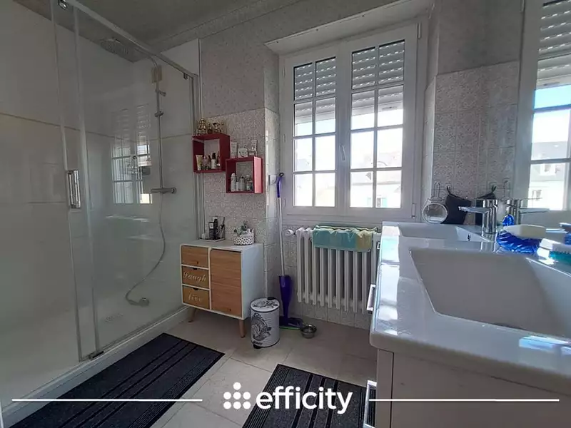 Maison, 192 m²