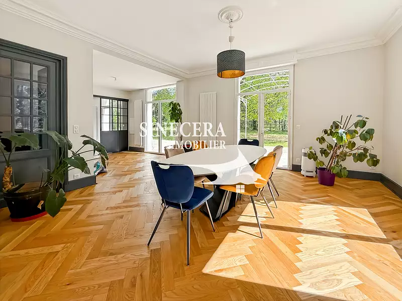 Divers, 360 m²