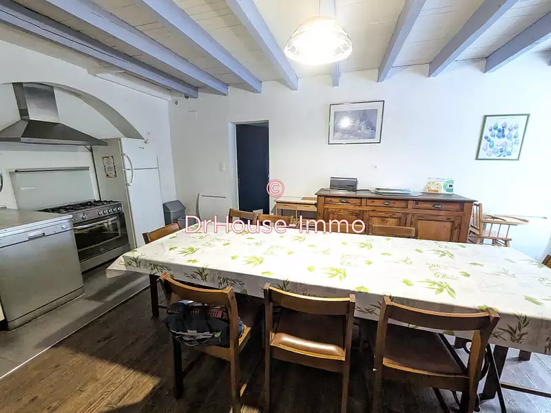 Maison, 270 m²