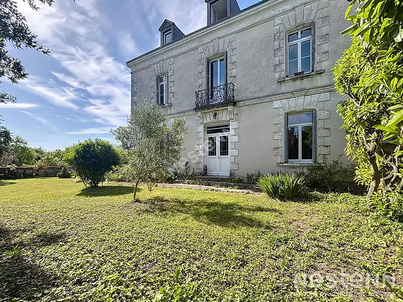 Maison, 250 m²