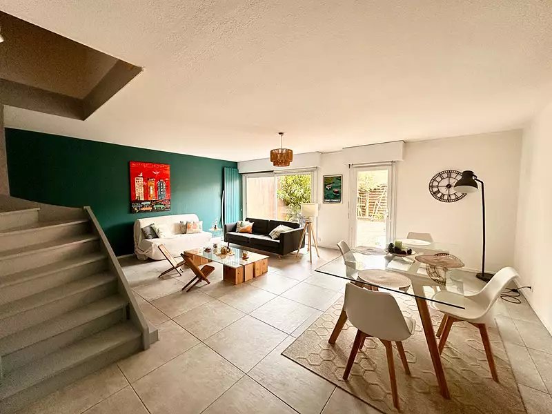 Maison, 165 m²