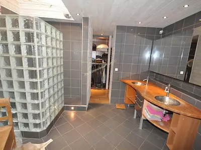 Divers, 443 m²