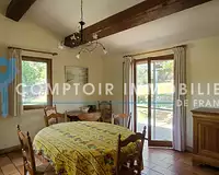 Maison, 261 m²