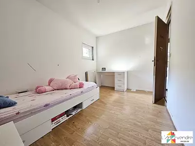Maison, 166 m²