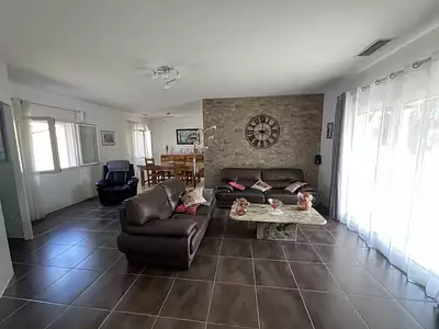 Maison, 121 m²