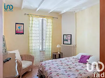 Maison, 197 m²