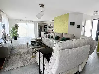 Maison, 146 m²