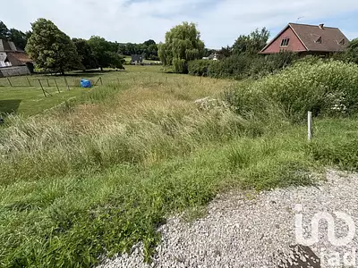 Terrain, 701 m²
