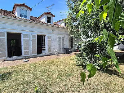Maison, 180 m²