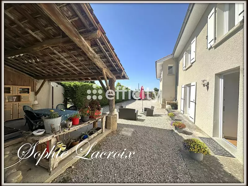 Maison, 212 m²