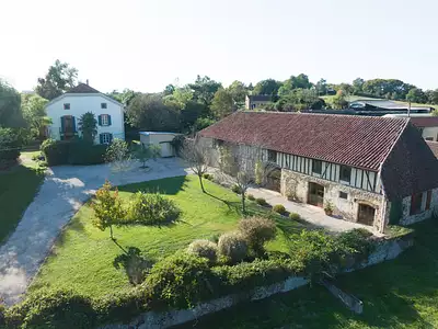 Maison, 630 m²