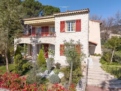 Maison, 185 m²