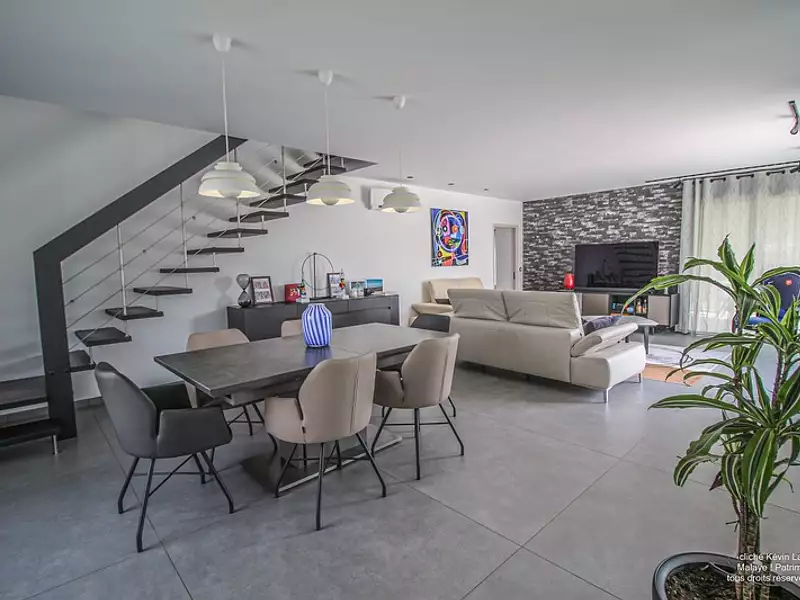 Maison, 157 m²