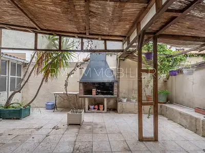 Maison, 235 m²