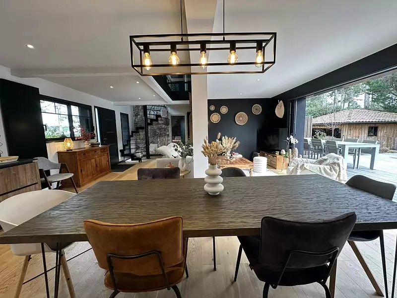 Maison, 164 m²