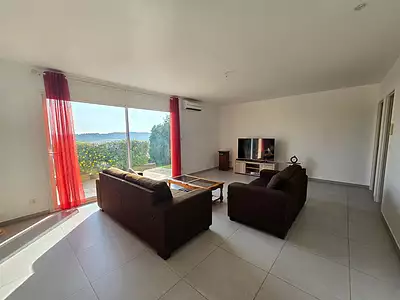 Maison, 167 m²