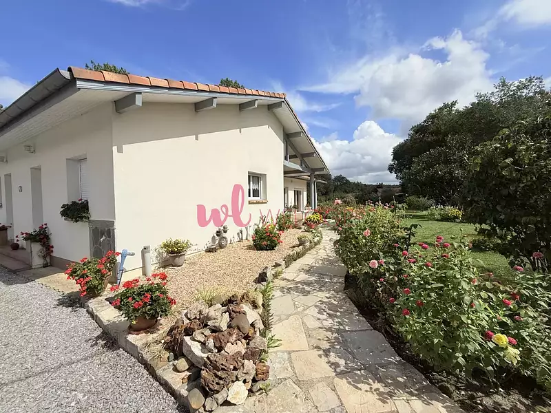 Maison, 175 m²