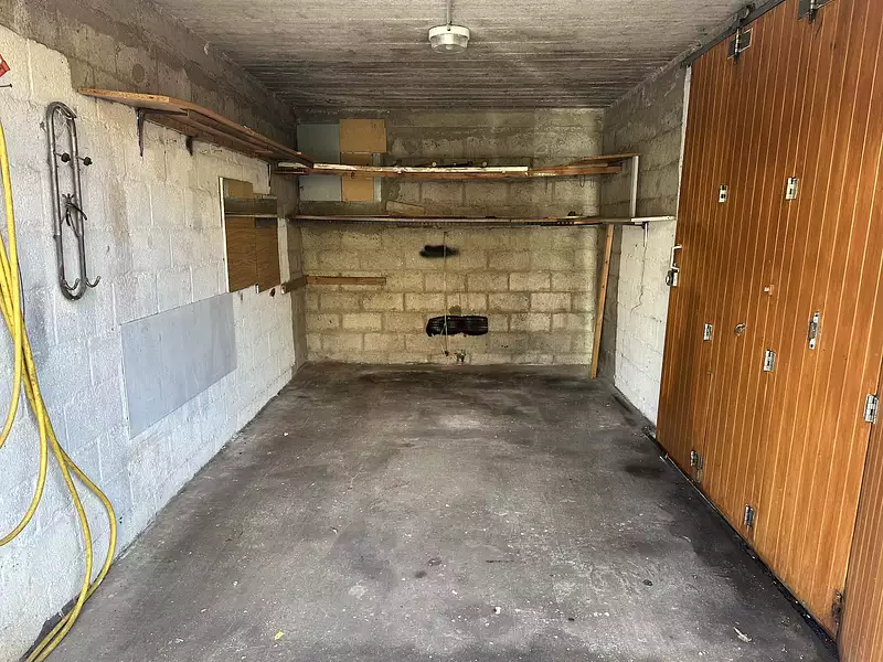 Parking, 10 m²