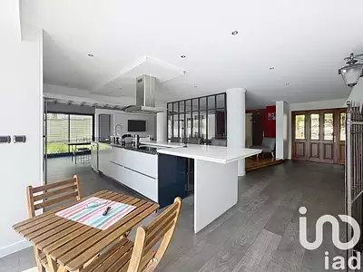 Maison, 272 m²