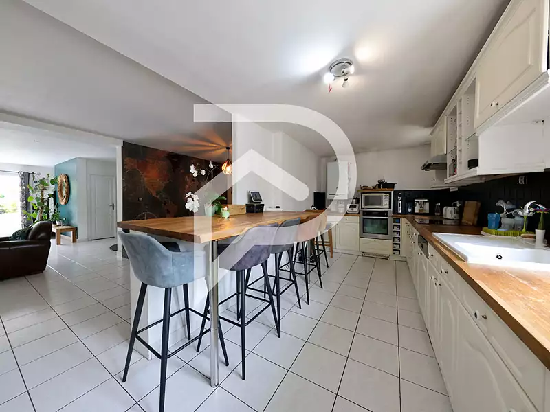 Maison, 140 m²