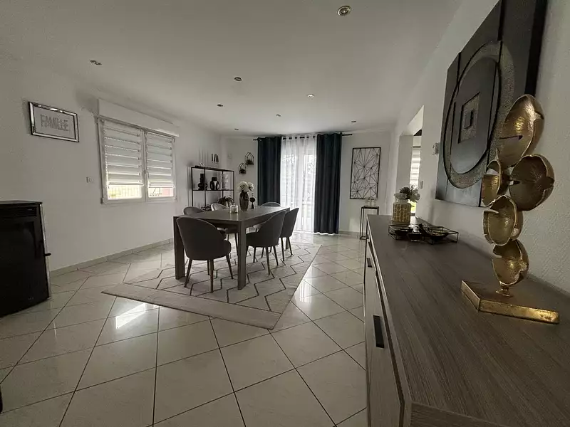 Maison, 182,25 m²