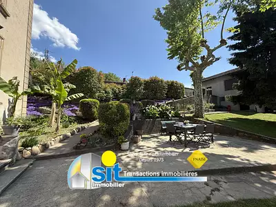 Maison, 198 m²
