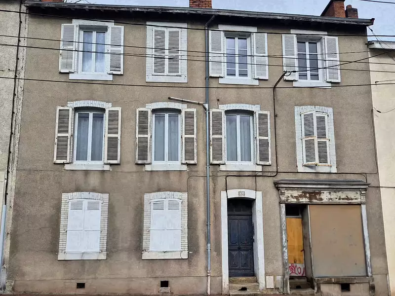 Immeuble, 270 m²