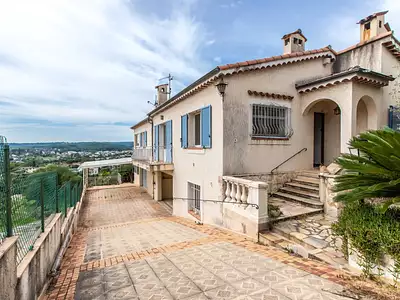 Maison, 181 m²