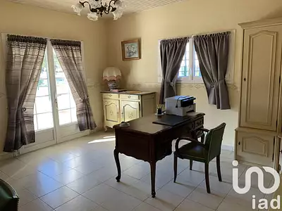 Maison, 260 m²