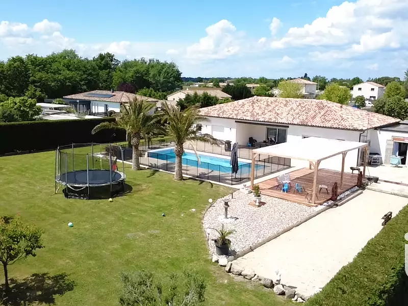 Maison, 191 m²
