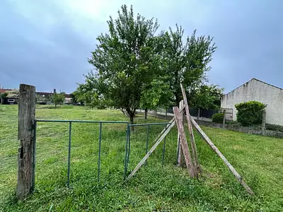 Terrain, 686 m²