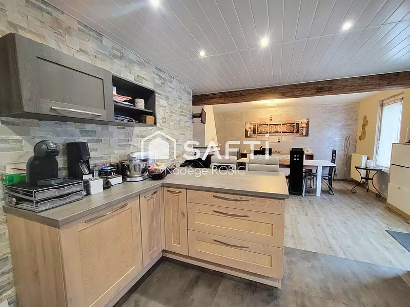 Maison, 121 m²