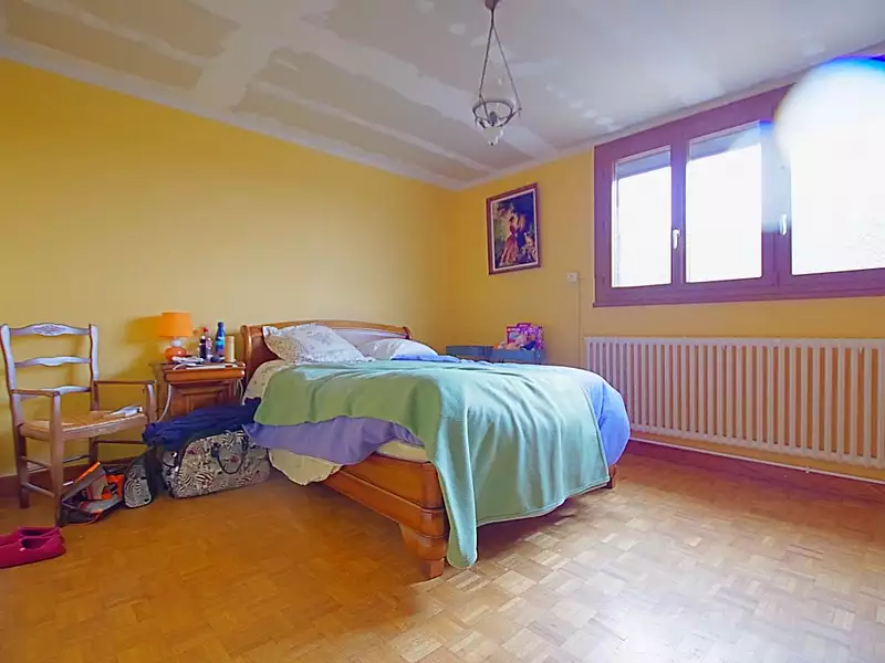Maison, 260 m²