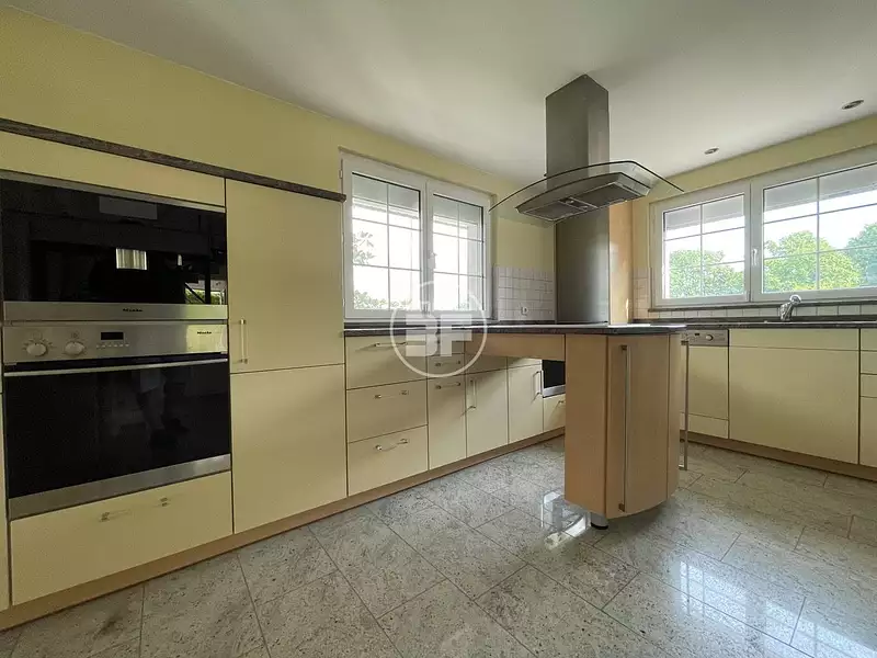 Maison, 356 m²