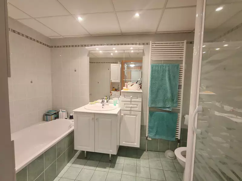 Maison, 303 m²