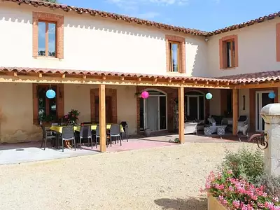 Maison, 825 m²