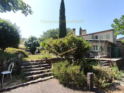 Maison, 221 m²