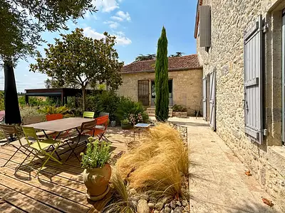 Maison, 885 m²