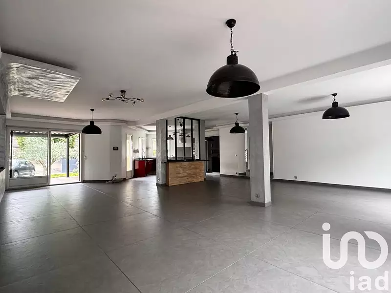 Maison, 307 m²