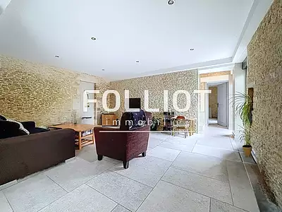Maison, 220 m²