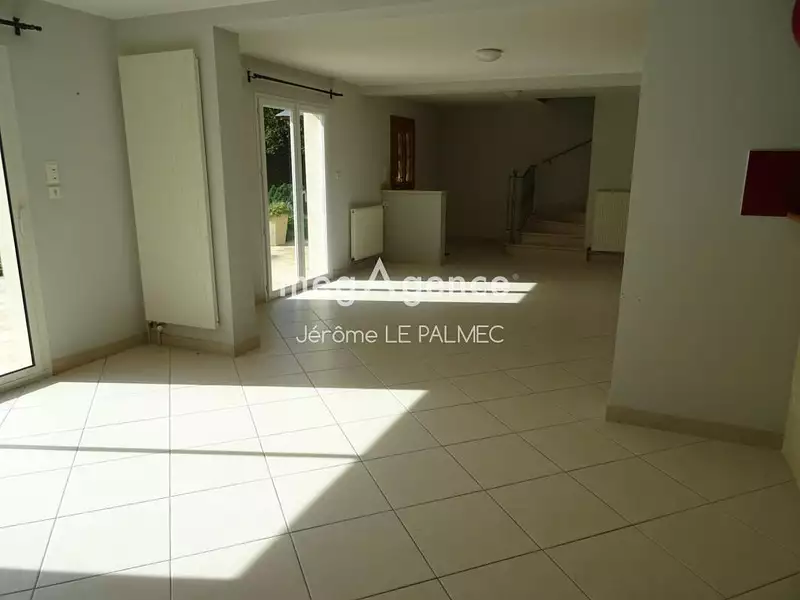 Maison, 191 m²