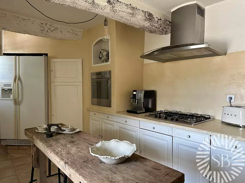 Maison, 190 m²