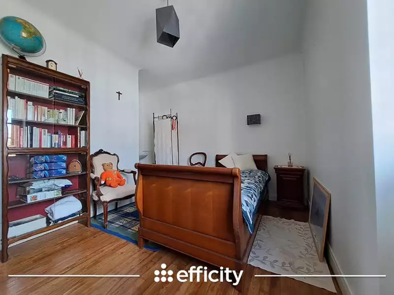 Maison, 192 m²