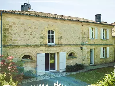 Maison, 323 m²
