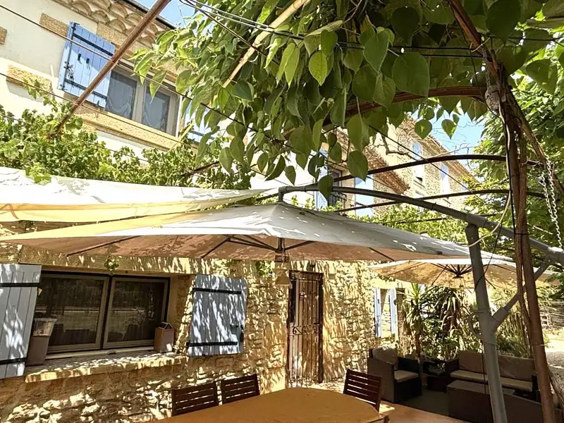 Maison, 280 m²